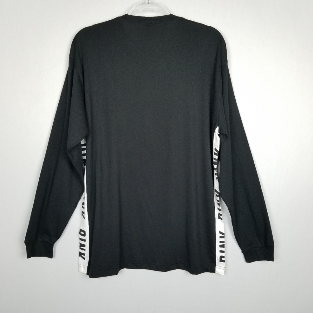 🎀FIRM PRICE🎀 PINK Campus Long Sleeve Tee - Picture 2 of 7